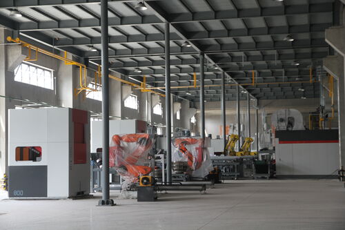 Blog công ty mới nhất về Tại sao trí tuệ kỹ thuật số lại trở thành xu hướng cốt lõi cho dây chuyền sản xuất lớp phủ Dacromet